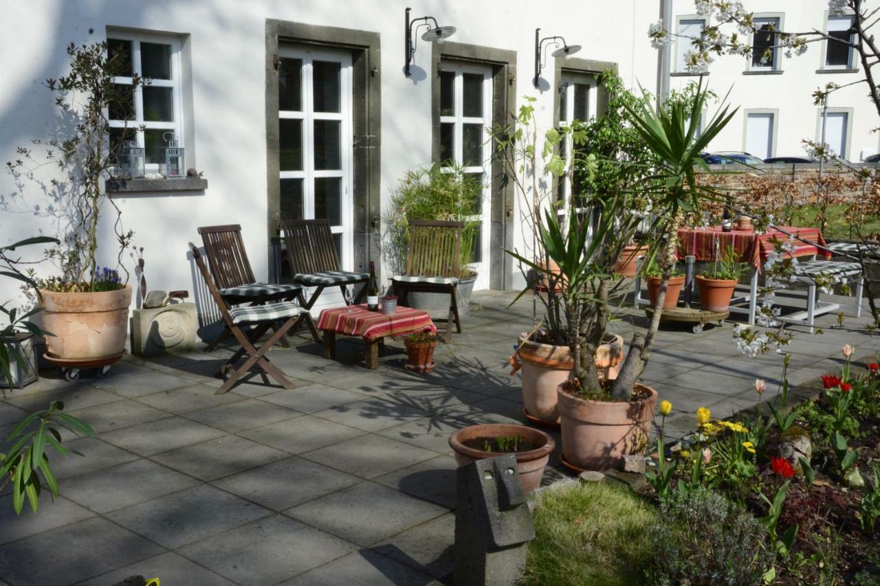 Stiftsherrenhaus Munstermaifeld Ngoại thất bức ảnh