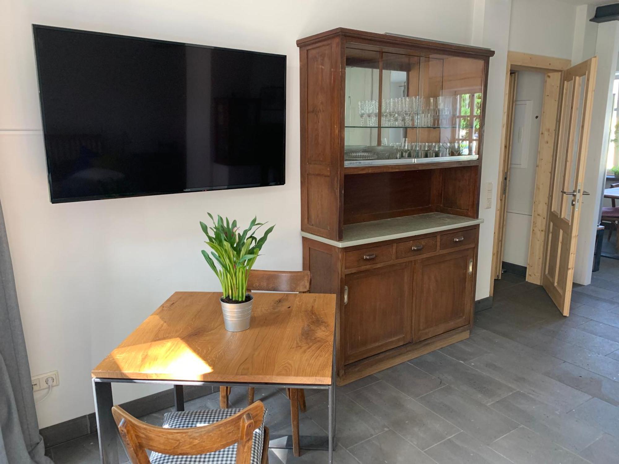 Stiftsherrenhaus Munstermaifeld Ngoại thất bức ảnh